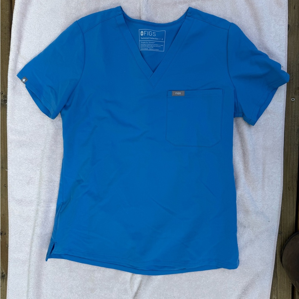 FIGS Catarina Top- S Capri Blue